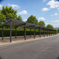 Abri de stationnement pour 12 voitures, rangée en îlot, avec structure en acier galvanisé, pour usage en zone logistique
