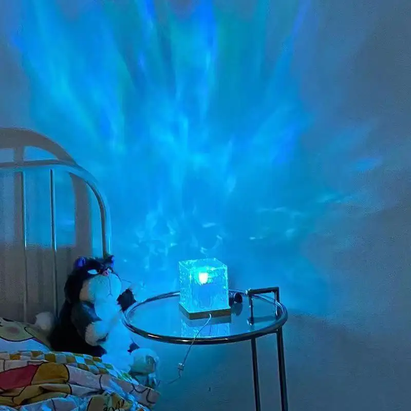 Lampada da notte rotante a increspatura ad acqua USB lampada da notte creativa da comodino lampada da tavolo a controllo tattile con luce di cristallo