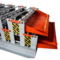 Machine de formage à froid de tôles trapézoïdales à double couche contrôlée par PLC pour panneaux de toiture métalliques, avec pompe, en promotion