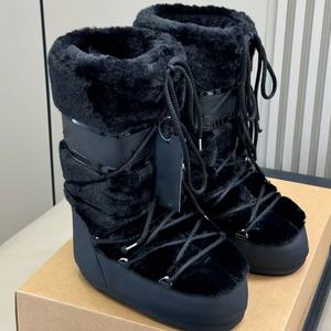 Bottes de neige hautes pour femmes à semelle épaisse, thermiques et antidérapantes, nouvelle collection automne-hiver 2026, doublure en cuir véritable avec surpiqûres en fourrure de lune - Product Image 1