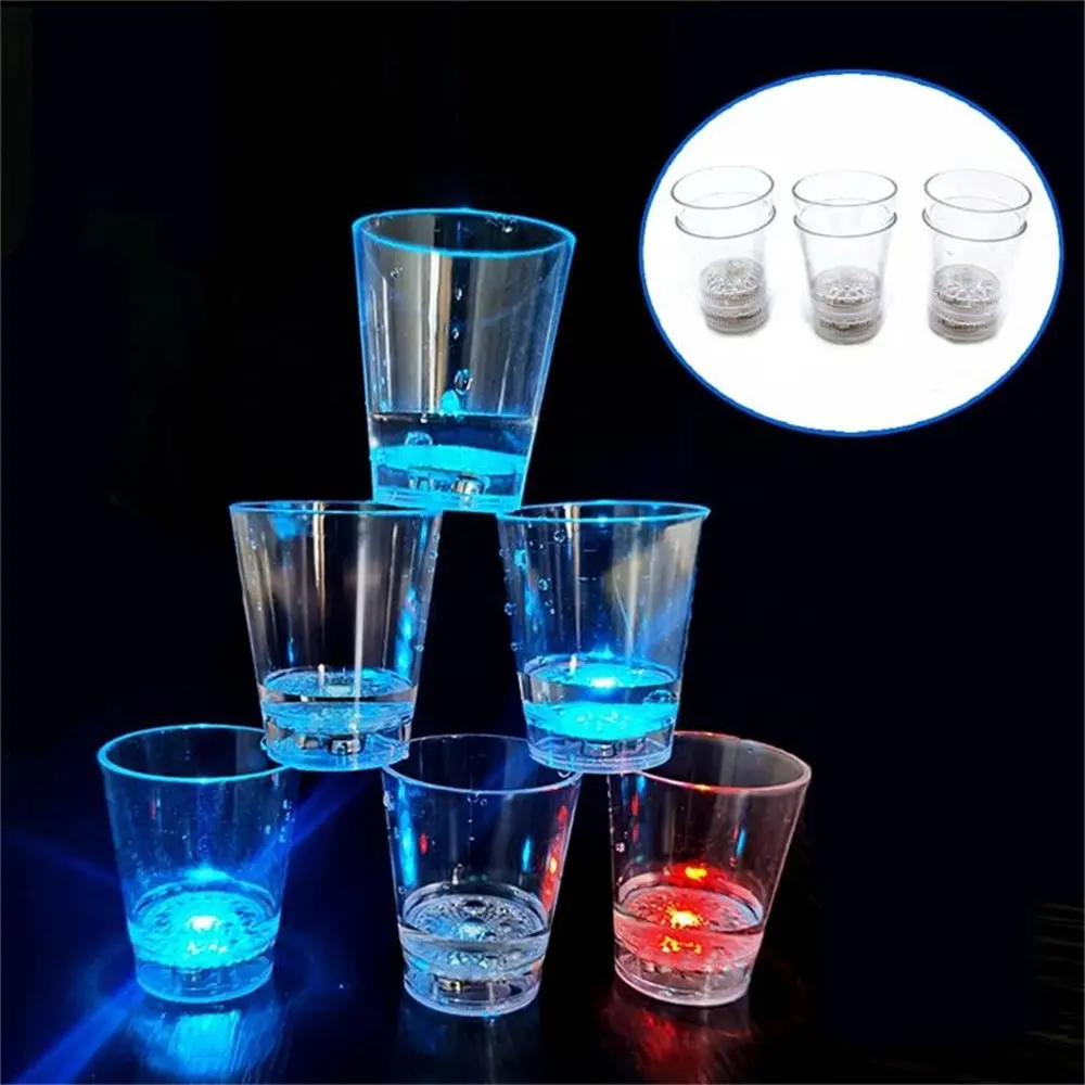 Ucuz parlak LED bardak otomatik yanıp sönen içme fincan kupalar renk değiştirme bira Bar kulübü parti malzemeleri için viski bardağı fincan