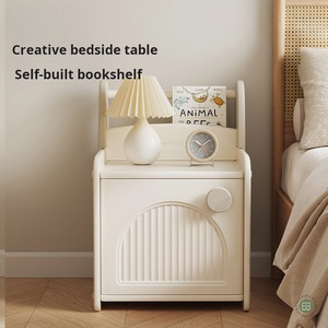 Table de chevet en plastique pour enfants avec étagère à livres, armoire de rangement pour tout-petits avec porte, table d'appoint pour chambre à coucher ou salon - Product Image 1