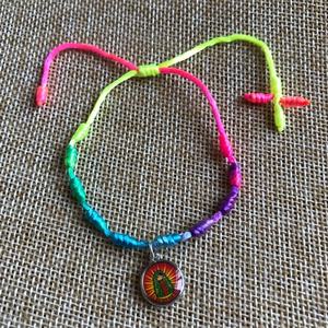 Pulsera <span class=keywords><strong>de</strong></span> Rosario con Cuentas <span class=keywords><strong>de</strong></span> Cuerda Anudada <span class=keywords><strong>de</strong></span> Colores Arcoíris, Diseño Mixto, Amuleto <span class=keywords><strong>de</strong></span> la <span class=keywords><strong>Virgen</strong></span> <span class=keywords><strong>de</strong></span> <span class=keywords><strong>Guadalupe</strong></span> para Bebé - Ajustable y Unisex - Product Image 1