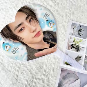 Éventail en plastique transparent KPOP personnalisé, imperméable, avec logo imprimé, pour concerts ou collection – Vente en gros usine - Product Image 5
