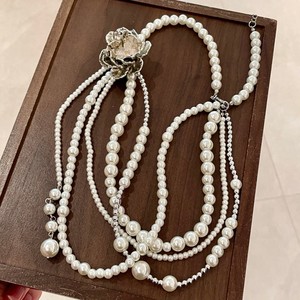 Collier chaîne superposé vintage en argent avec fleurs et perles d'imitation, bijoux de mode pour femme - Product Image 4