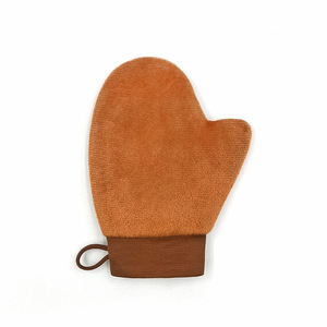 Gant applicateur de bronzage noir en velours doux pour le dos – Meilleure vente - Product Image 5