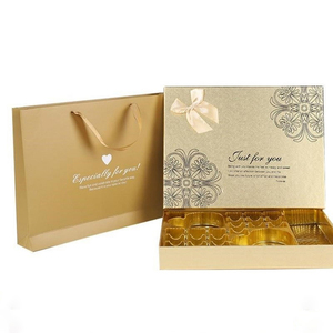 Boîte d'emballage de luxe <span class=keywords><strong>vide</strong></span> en papier alimentaire avec grille pour chocolats et bonbons, personnalisée, transparente, imprimée motif truffe, pour Godiva - Product Image 1