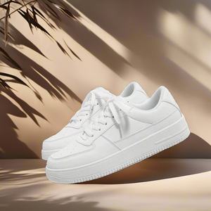 夏の新作メンズスニーカー、通気性抜群で実用的な厚底パンケーキシューズ、レースアップ、PUアッパー、ラバーアウトソール - Product Image 4