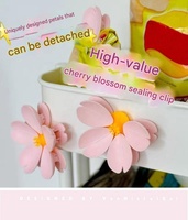 Clips alimentaires magnétiques Sakura - 5 pièces, fermetures de sacs de cuisine mignonnes, maintien solide pour les collations, le thé et les épices, organisateur de réfrigérateur Kawaii