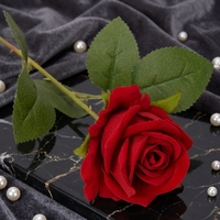 Großhandel Szenenarrangement Hochzeitsdekoration Simulation Hochwertige Realistische Styling Künstliche Rosen