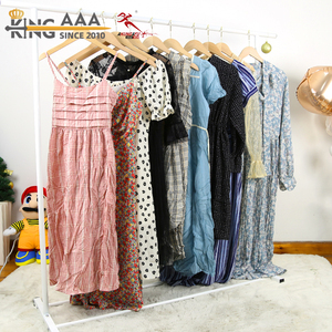 Robes en soie synthétique KungFu KingAAA pour femmes, vêtements d'occasion, vêtements de seconde main, vente en gros - Product Image 1