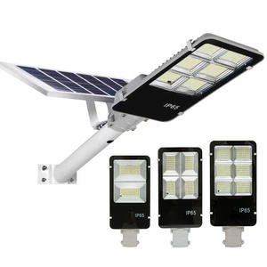 Nouveau fabricant de conception fournisseur en or <span class=keywords><strong>prix</strong></span> d'usine panneau solaire divisé de jardin lampadaires rechargeables de voie projecteurs - Product Image 4