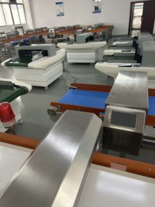 Kompakt Metal algılama makinesi küçük gıda fabrikaları yerden tasarruf sağlayan tasarım - Product Image 2