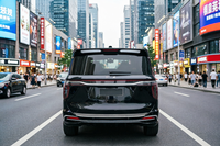 Hongqi HQ9 PHEV 2023 d'occasion, 2.0T 4x4 automatique, intérieur cuir, MPV de luxe spacieux, véhicule hybride pour transferts d'affaires