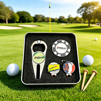 Coffret Cadeau Golf Premium : Marqueur de Balle Finition Mate, Outil de Réparation de Divots Pliant, Jetons de Poker Golf