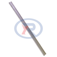 Poste de Acero Galvanizado con Perfil en Z de 210 cm, Ecológico y Fácil de Montar, para Cercas de Huertos y Ganado