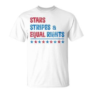 T-shirt con stelle e strisce, design patriottico per il 4 luglio - Product Image 1