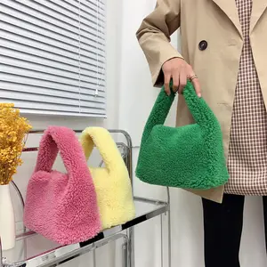 Hiver Nouveau Petit Sac en Laine d'Agneau 2023 Mode Noué Sac à Main en Fausse Fourrure Femmes Fourrure Poignée Courte Embrayage Doux Peluche Sac Chaud