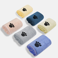 Serviette pour animaux de compagnie en microfibre brodée de qualité U-PETS directement en usine pour chiens et chats Nettoyage et bain en microfibre pour animaux de compagnie