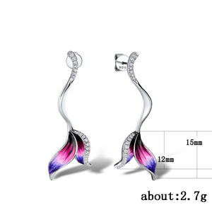 Orecchini Pendenti Classici con Fiori e Perle Imitate in Rame per Donne, Eleganti Gioielli Pendenti - Product Image 5