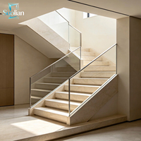 Rampe de balcon minimaliste en aluminium avec verre trempé pour maison moderne en extérieur