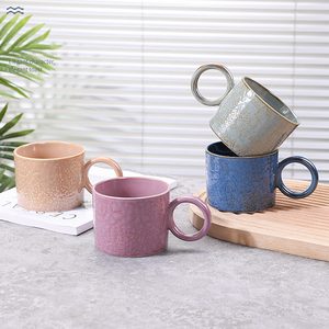 Taza de Café de Porcelana de Lujo con Detalles en Oro, Esmalte Resistente a las Grietas, Diseño de Logotipo Personalizable, Apta para Alimentos, Apta para Lavavajillas y Microondas - Product Image 1