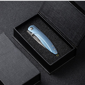 Cuchillo Plegable de Bolsillo de Acero de Damasco de Alta Calidad con Mango de Titanio, Cuchillo Utilitario para Exteriores, Cuchillo de Supervivencia para Uso Diario - Product Image 6