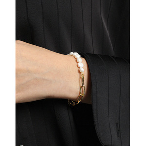 Pulsera de Plata 925 con Perlas Barrocas y Cadena Texturizada Mixta para Usar en Capas en Vacaciones o en la Calle - Product Image 3