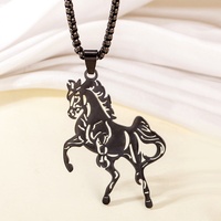 Collier Équestre Vintage en Acier Inoxydable avec Pendentif Cheval Galopant Creux et Chaîne Maille Forçat, Bijou pour Amateurs d'Animaux, Personnalisable OEM