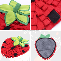 Tapis de renifflement pour chien en forme de fraise, jouet de distribution lente pour le travail olfactif des animaux de compagnie