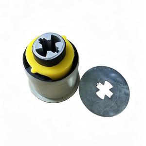 Silentbloc d'essieu arrière 550447856R pour Renault Captur <span class=keywords><strong>Clio</strong></span> IV Kaptur – Pièces <span class=keywords><strong>de</strong></span> <span class=keywords><strong>suspension</strong></span> en caoutchouc - Product Image 1