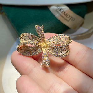 XILIANG FEIZI Kupfer vergoldete Zirkon bogen Brosche Pin Zubehör 7*<span class=keywords><strong>9mm</strong></span> Pearl Corsage Leere Halterung - Product Image 3