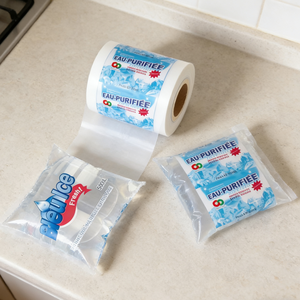 Rouleaux de film plastique transparent personnalisés compatibles avec les liquides, pour sachets d'eau, glaçons, rouleaux de film plastique pour sachet d'eau 500ml - Product Image 1