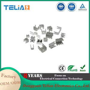 Borne à vis en laiton M4 de haute qualité TLS4476 Telian pour PCB, courant élevé 70A, 4 broches, à pression, AC/DC, certifiée CE/ISO, conductrice - Product Image 3