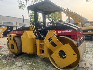 Compacteur vibrant à tambour unique Dynapac CC522 d'occasion, moteur diesel, entraînement hydraulique, moteur 37 kW, construction 2015 - Product Image 4