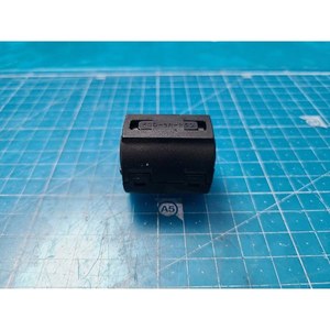 Núcleo de Ferrita NEC TOKIN ESD-SR-250 de Encaje Rápido, Usado como Pieza de Repuesto para Equipos Semiconductores Antiguos - Product Image 6