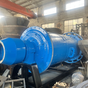 Broyeur à billes à moteur AC <span class=keywords><strong>de</strong></span> 1 à 3 tonnes/heure avec engrenage pour l'extraction <span class=keywords><strong>de</strong></span> minerai d'or et <span class=keywords><strong>de</strong></span> calcaire dans les carrières - Product Image 2