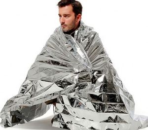 Free Sample Emergency Survival <b>Blanket</b> Waterproof Thermal <b>Blanket</b> for Outdoor Camping - Product Image 1