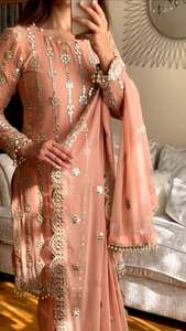 Hermoso Conjunto de Top, Pantalón y Dupatta con Bordado de Lentejuelas para Mujer, Ropa de Seda India y Pakistaní, Estilo Bollywood, para Fiestas, de Secado Rápido - Product Image 4