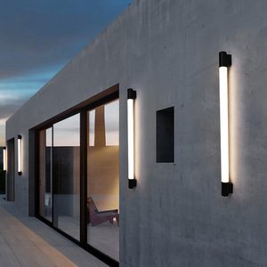 Lampe murale LED extérieure étanche à énergie solaire pour villa, cour et portail - Product Image 5