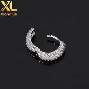 Pendientes de Aro Huggie de Oro Laminado en 18k con Circonitas Cúbicas Pavé, Joyería Hip Hop, Regalo de Boda y Compromiso de Moda para Mujer - Product Image 5