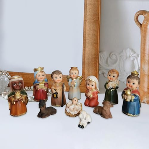 Nuevo Diseño de Resina PVC en Blister, Bonito Mini Pesebre Navideño para Decoración del Hogar, Hecho en China - Product Image 2