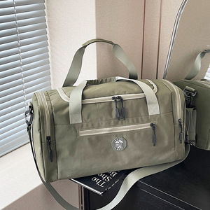Sac de voyage de grande capacité de style européen, élégant, multi-poches, résistant à l'eau, imperméable - Product Image 3