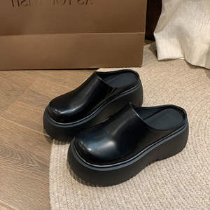 Best Selling Spring Platform Heightening <b>Slippers</b> for Ladies-Lightweight Outdoor Design with PU Upper - Product Image 2