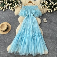 Robe décontractée élégante pour femme, coupe trapèze, en tulle à volants, épaules dénudées, avec superposition de mailles, longue, idéale pour les fêtes et le quotidien