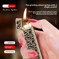 Briquet à flamme nue au butane, ultra-mince, en métal, créatif et original, avec bande de meulage intégrée, design esthétique, idéal comme cadeau