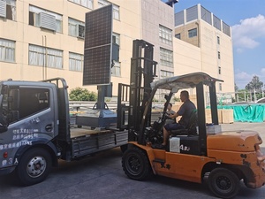 Torre de CCTV Solar Portátil con Mástil Telescópico de 4.5m, Resistente al Agua IP65, para Seguridad en Obras al Aire Libre - Product Image 6