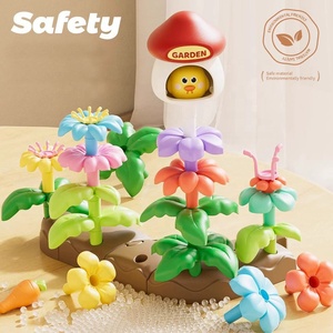 Jouet de construction de <span class=keywords><strong>jardin</strong></span> de fleurs DIY, décorations de personnages animaux mignons, ensemble de construction de plantes et fleurs pour enfants - Product Image 6