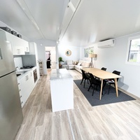 Famille élargie maison week-end retraite minuscule vie Double expansion Suite grand-mère plat conteneur maison dormir pour hôtel