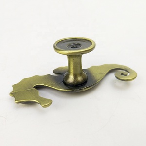 Gagang dan Kenop Furnitur Kuda Laut Modern dari Paduan Seng Warna Hitam Perak Emas Tua untuk Lemari Dapur, Lemari Pakaian, dan Kabinet - Product Image 5